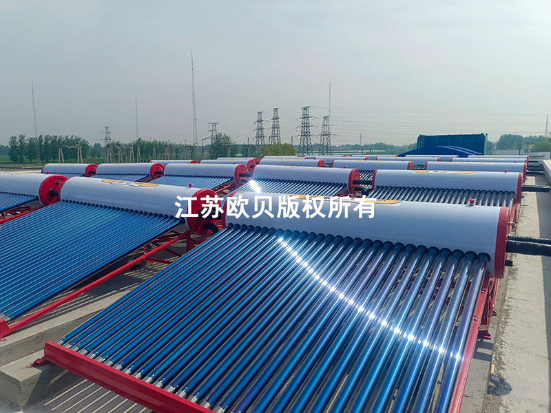 河南煤礦區(qū)洗浴熱水無(wú)動(dòng)力太陽(yáng)能空氣能工程