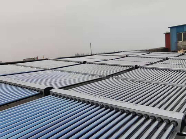 高層建筑太陽(yáng)能集中供熱水